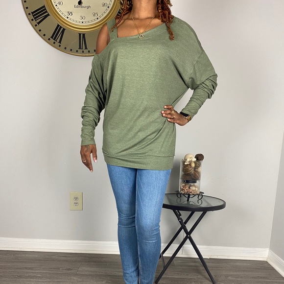 We The Free Tops - WE THE FREE green 1-sleeve cold shoulder top